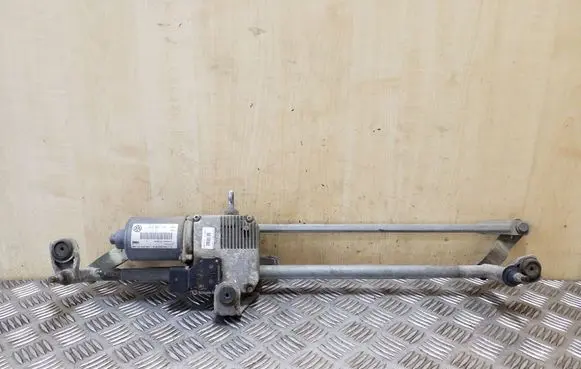 Volkswagen Tiguan Front wiper linkage and motor 5N2955119 5N2955023A 5N0955623