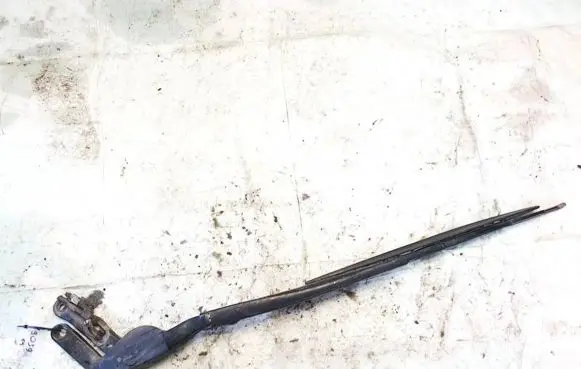 BMW 7 E65 E66 Front wiper blade arm