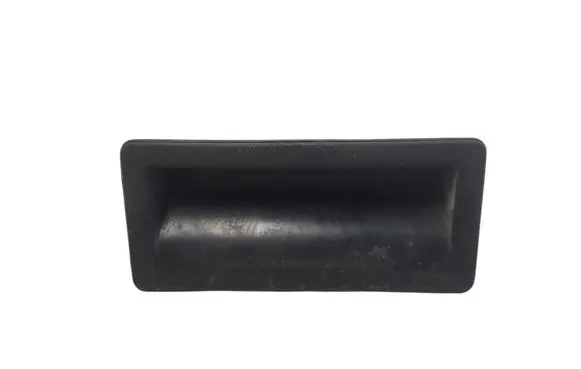 Tailgate opening switch