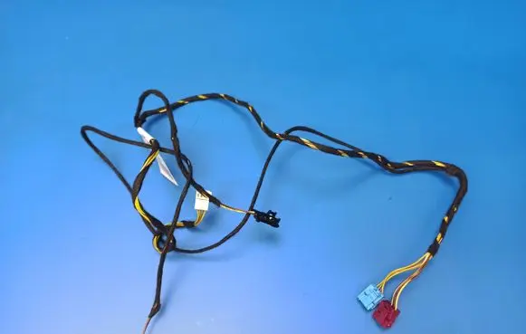 Mercedes-Benz E W212 Rear door wiring loom 2124405833