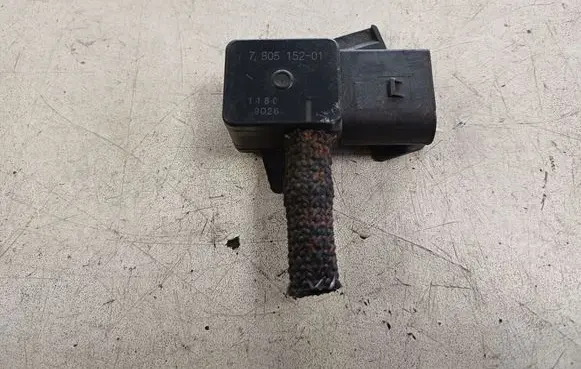 BMW 5 F10 F11 Exhaust gas pressure sensor 780515201