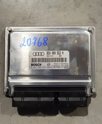 Audi A6 S6 C6 4F Engine control unit/module 8e0909552n 0261208039