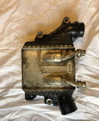 Land Rover Evoque I Intercooler radiator GJ329L440AB