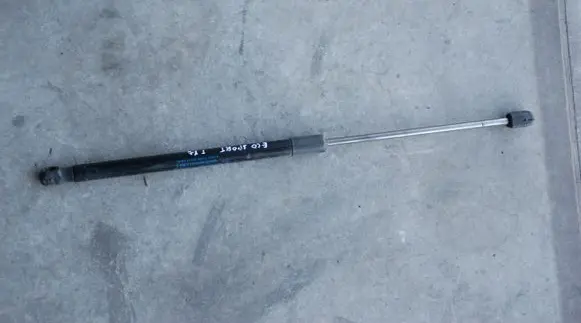Ford Ecosport Tailgate/trunk strut/damper