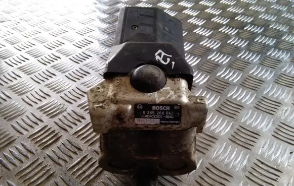 Mercedes-Benz C W202 ABS Pump 0265200043