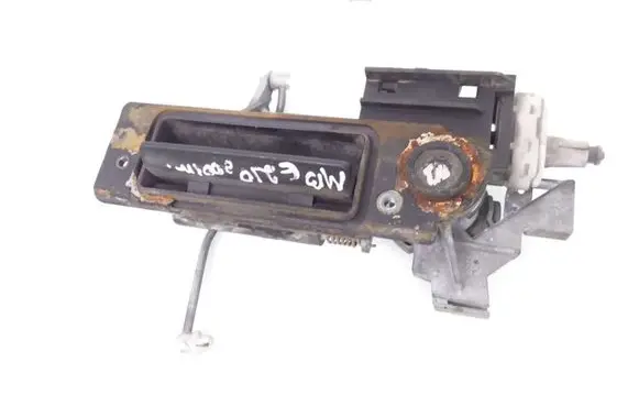 Mercedes-Benz E W210 Tailgate/trunk/boot exterior handle 32513621 32409606