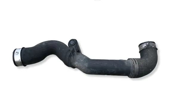 Volkswagen PASSAT B6 Intercooler hose/pipe 3C0145770B
