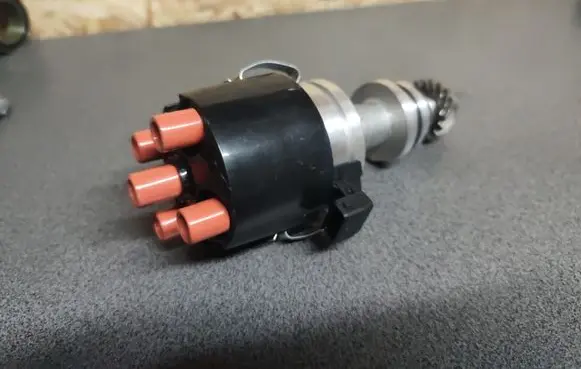 Audi 80 90 S2 B4 Spark distributor 037905205J