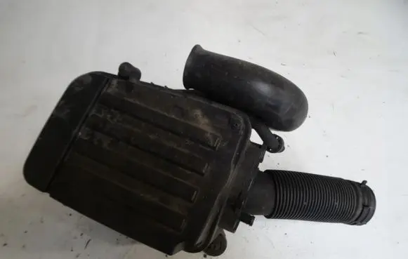 Volkswagen Eos Air filter 
