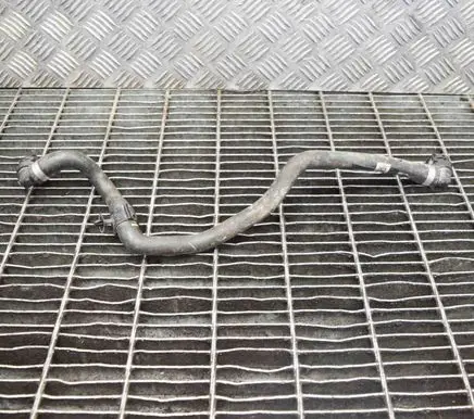 BMW 2 F22 F23 Engine coolant pipe/hose 7647372