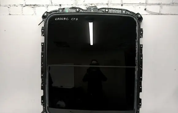 Cadillac CT5 Sunroof set 84962282 1GA1600078 J1U39210412A074