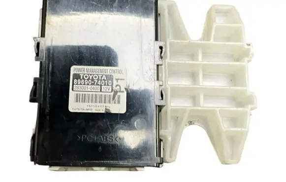 Toyota iQ Power management control unit 8969074010 2830010400