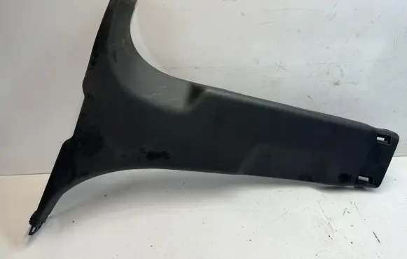 Jaguar F-Pace (B) pillar trim (bottom) HK8331057ADW