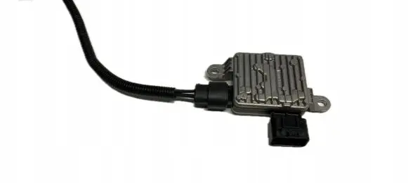 Hyundai i30 Fan control module 25385-F300