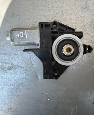 Volvo XC60 Front door window regulator motor 120526 966269-103