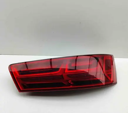 Audi Q7 4M Rear/tail lights 4M0945094