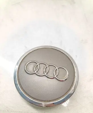 Audi A6 S6 C6 4F Original wheel cap 4B0601170A