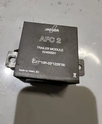 Jeep Compass Tow bar trailer control unit/module 52400531 E2710R03122600 10R03122600
