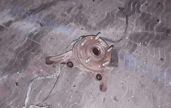 KIA Magentis Front wheel hub NOCODE