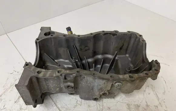 Renault Clio III Oil sump 8200451325