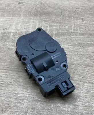 Mercedes-Benz E W211 Air flap motor/actuator 410475520
