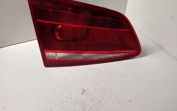 Volkswagen PASSAT B7 Tailgate rear/tail lights 3AF945093K 605513