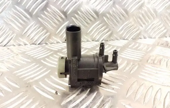 Volkswagen Golf V Turbo solenoid valve 1K0906283 MT2
