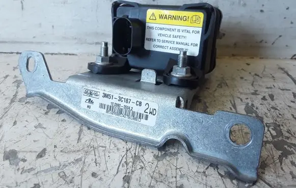 Volvo V50 ESP acceleration yaw rate sensor 3M513C187CB