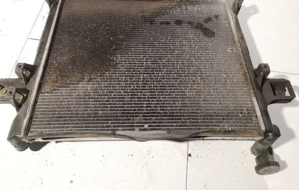 Jeep Grand Cherokee (WK) Coolant radiator