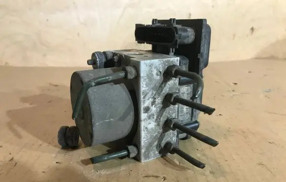Peugeot 107 ABS Pump 0265800441 0265231579