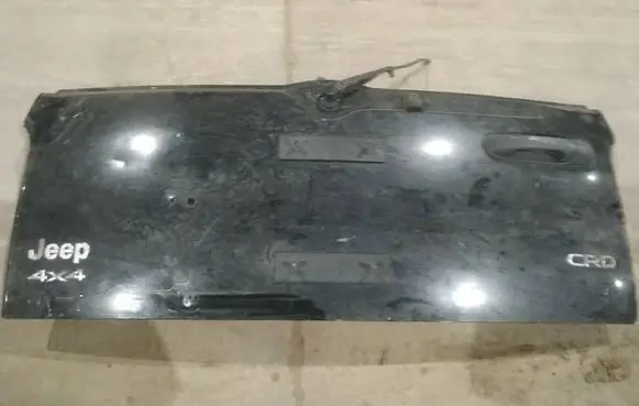 Jeep Liberty Tailgate/trunk/boot lid juodas