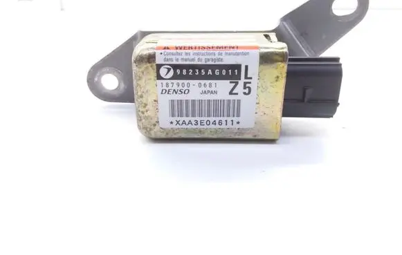 Subaru Legacy Airbag deployment crash/impact sensor 98235AG011 1879000681