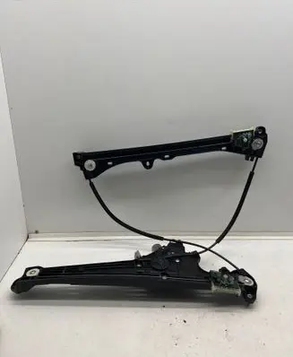 Renault Austral Front door window regulator with motor 807204063R