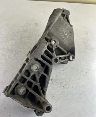 Nissan Micra Generator/alternator bracket 8200327134