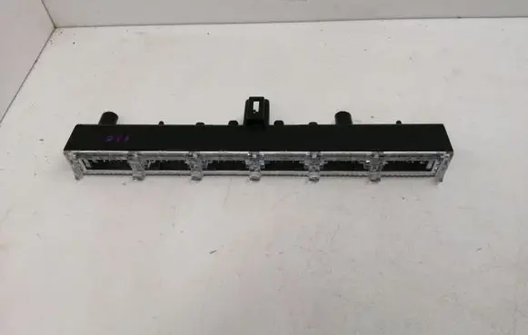 Toyota Auris E180 Third/center stoplight 12584 12586 30410