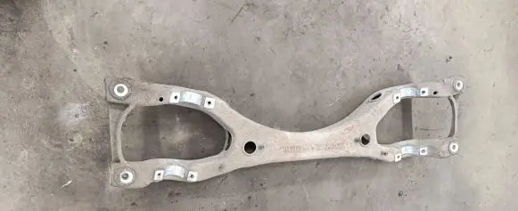 Audi Q7 4L Rear subframe 7L8512369