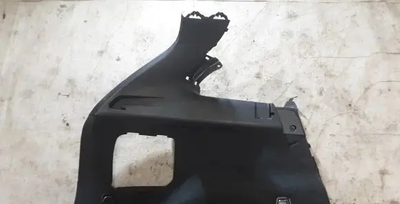 Trunk/boot lower side trim panel