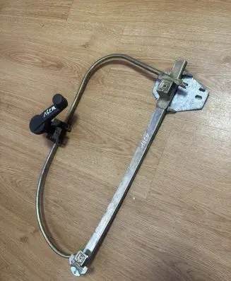 Renault Clio I Rear door manual window regulator 730916423