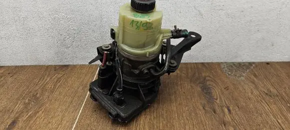 Renault Trafic III (X82) Power steering pump 491100616R A0047924A 93457191