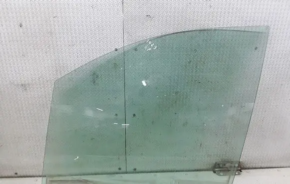 Peugeot 807 Front door window glass four-door