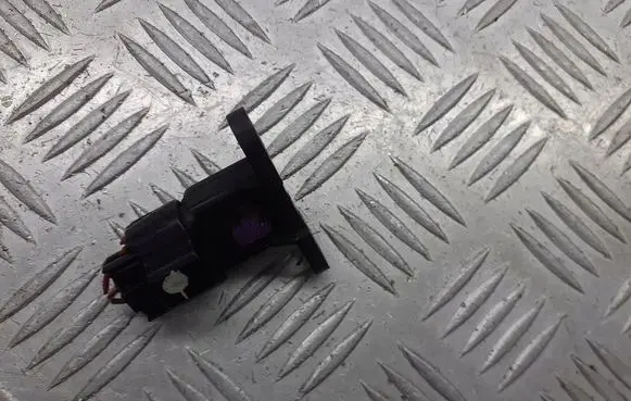 Toyota Avensis T250 Air pressure sensor
