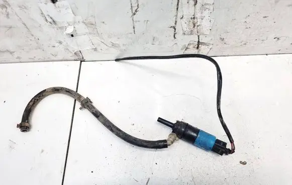 Audi A4 S4 B5 8D Headlight washer pump 3B7955681