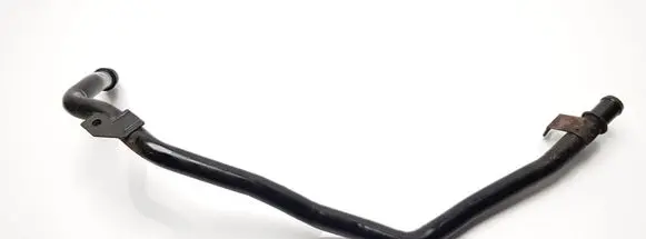 Volkswagen PASSAT B6 Engine coolant pipe/hose 5N0121070F