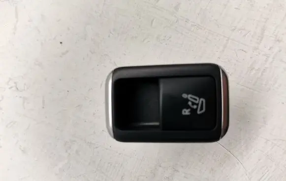 Mercedes-Benz GL X166 Seat control switch A1668201310