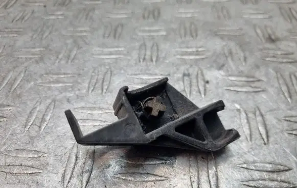 Mini Cooper Countryman R60 Radiator mount bracket 2751341 16614910 16083900
