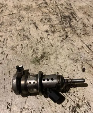 Volvo XC40 AdBlue injector 32203677