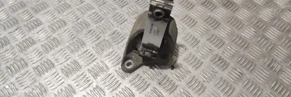 Volvo S90, V90 Engine mounting bracket 31339951