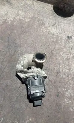 Ford Focus EGR valve 216046799