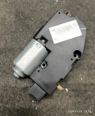 Ford Mustang VI Folding roof motor FR3B76533A24AD FR3T13B524AD
