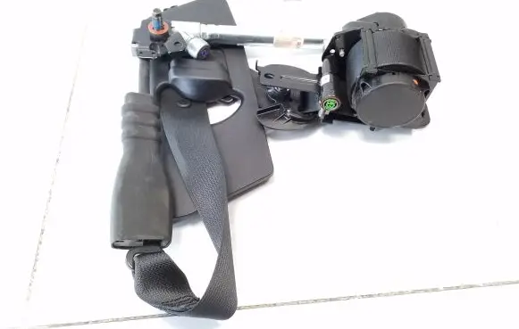 KIA Stinger Front seatbelt 88820J5200